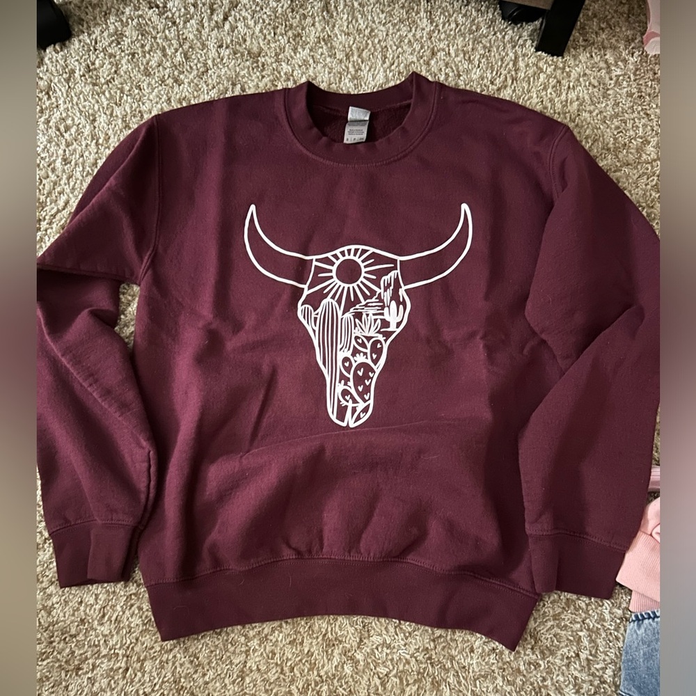 Maroon sweatshirt
